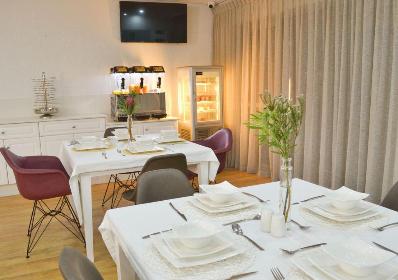 מוסל ביי Diaz Ocean View Hotel מראה חיצוני תמונה