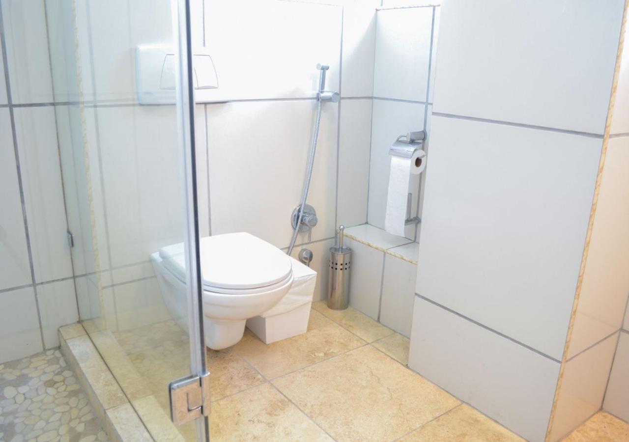 מוסל ביי Diaz Ocean View Hotel מראה חיצוני תמונה